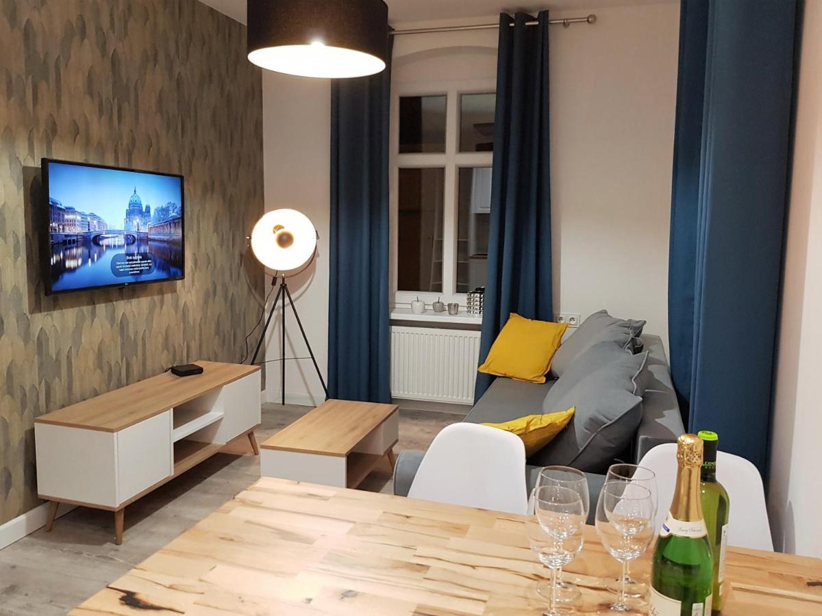Apartament Przy Placu Piastowskim Jelenia Gora Exterior photo